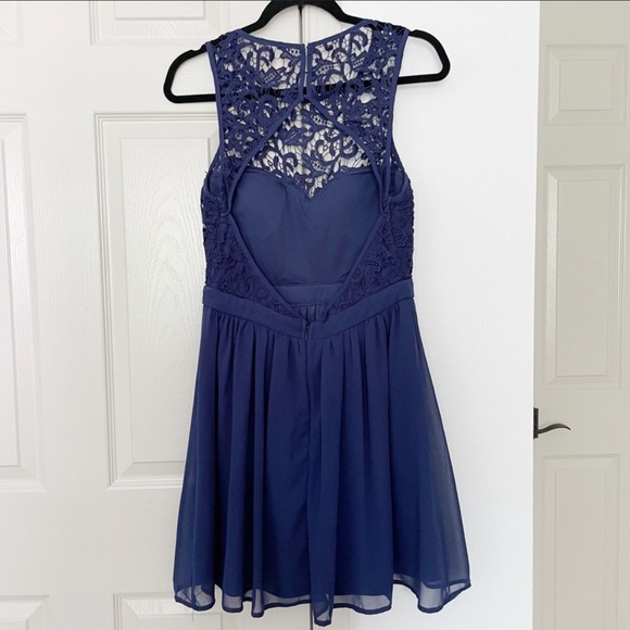 Lush navy blue dress - size extra large - sweetheart neckline lace open back - Picture 5 of 11